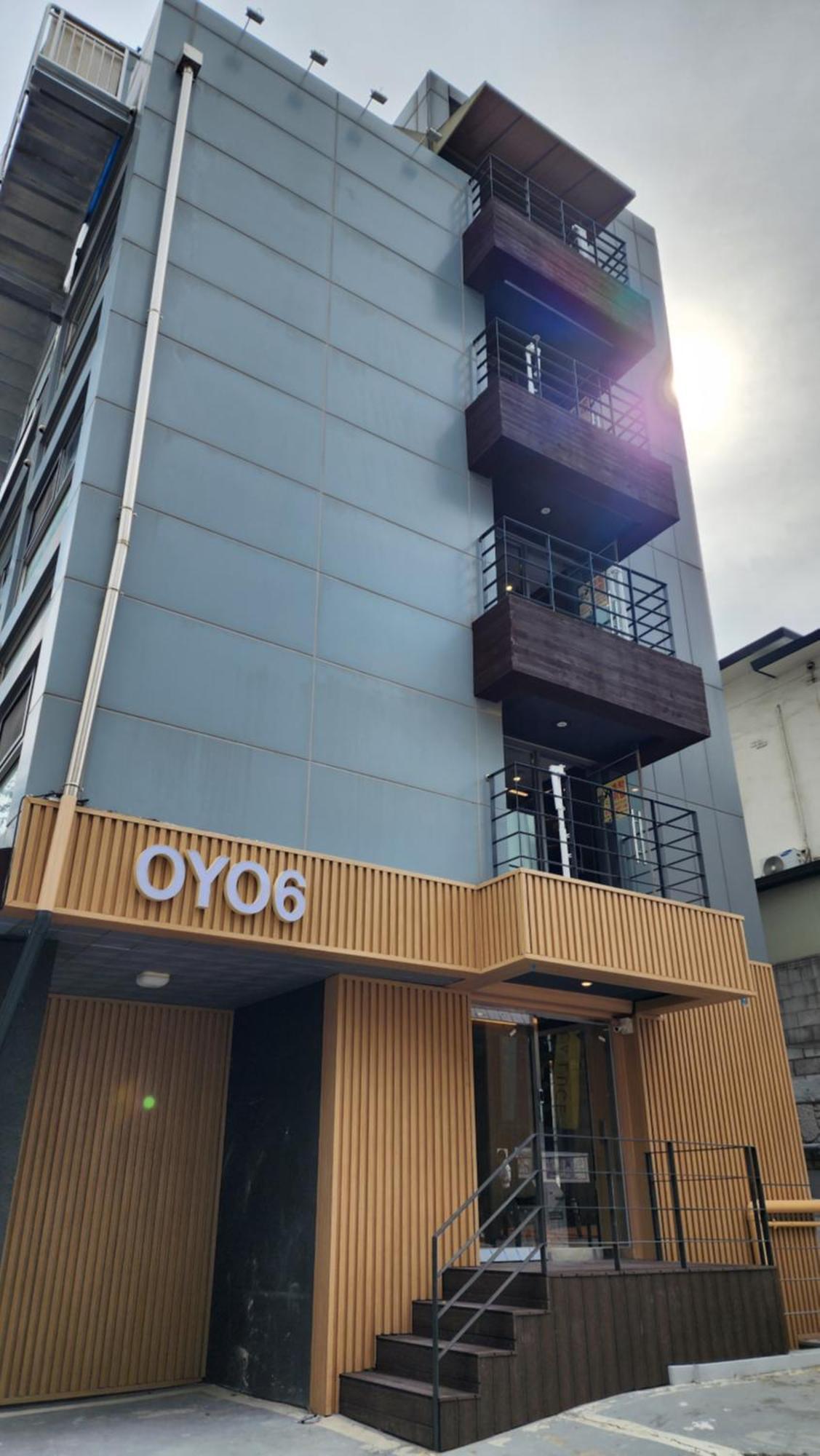 Oyo Hostel Myeongdong 6 Seúl Exterior foto